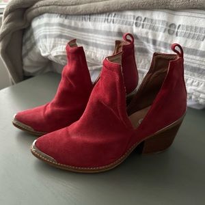 Red Booties | Barely Worn